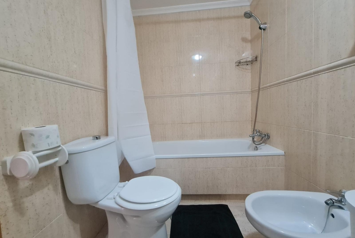 BUNGALOW PLANTA ALTA CON SOLÁRIUM EN ORIHUELA COSTA, ZENIAMAR I.