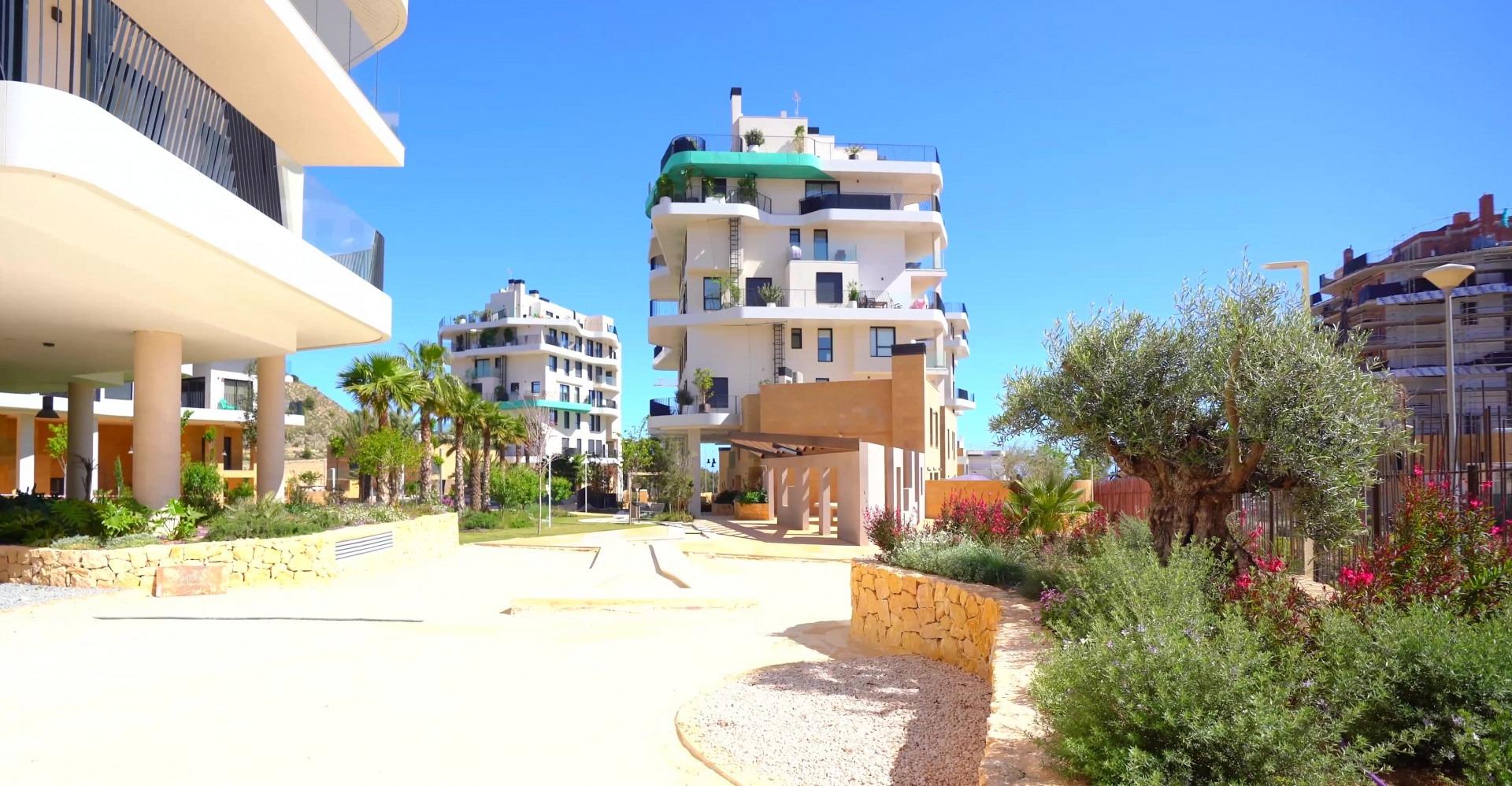 Moderne nieuwe appartementen aan de oevers van de Middellandse Zee