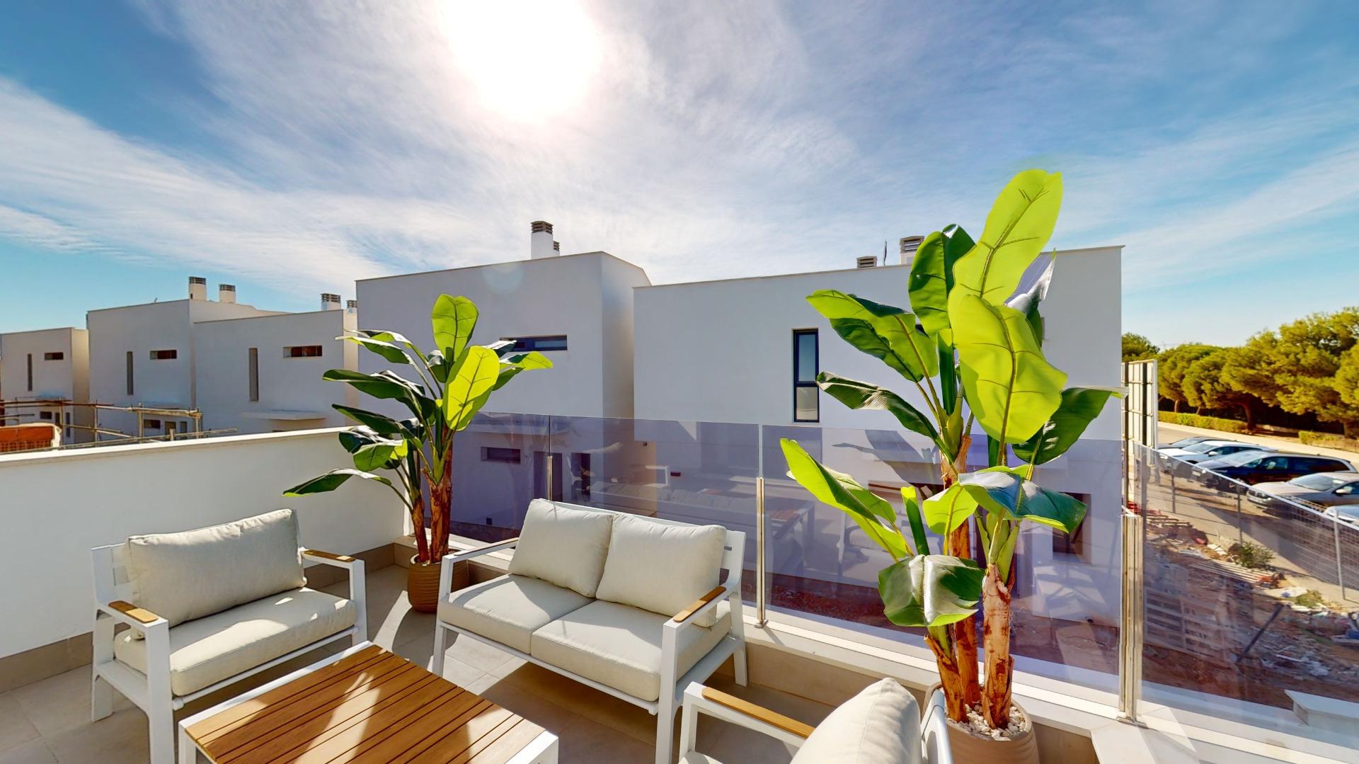 2-41-13 Detached modern villas placed in Roda Golf, Murcia