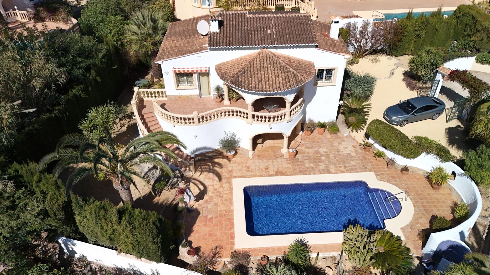 2-41-15 Mediterranean style villa with pool and close to the sea