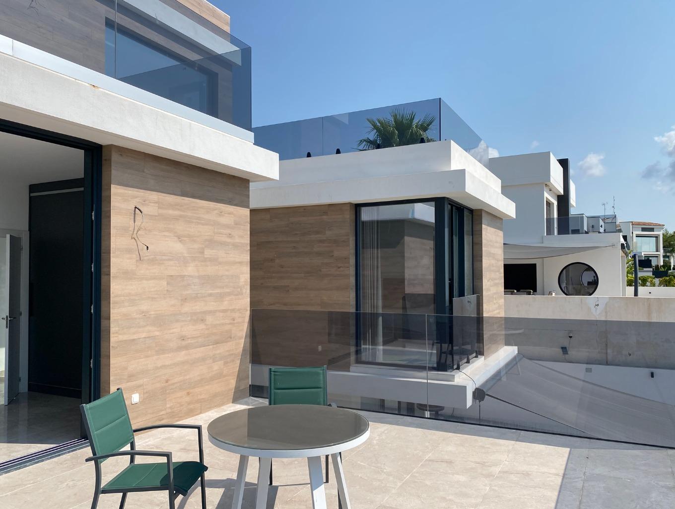 Ontdek uw nieuwe woning in Sierra Cortina, Finestrat