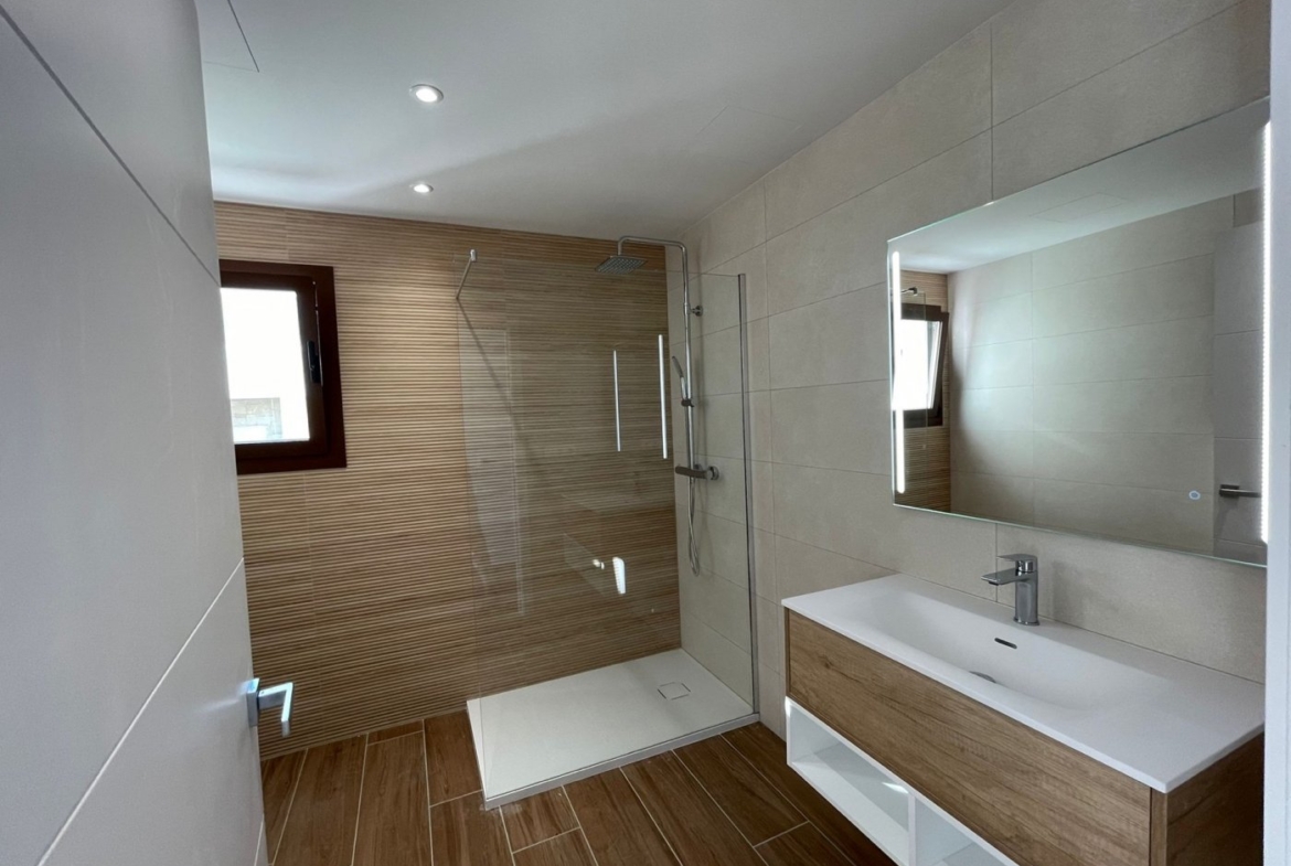 LUXURY VILLA IN ALTEA