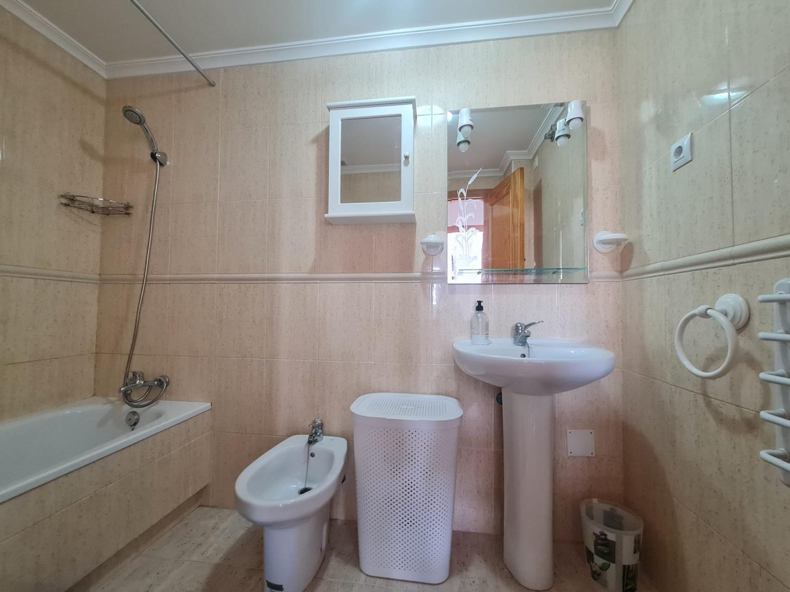 BUNGALOW PLANTA ALTA CON SOLÁRIUM EN ORIHUELA COSTA, ZENIAMAR I.