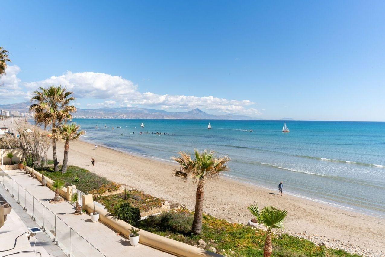 2-42-50 LUXURY VILLA OP HET ZAND IN CABO DE LAS HUERTAS