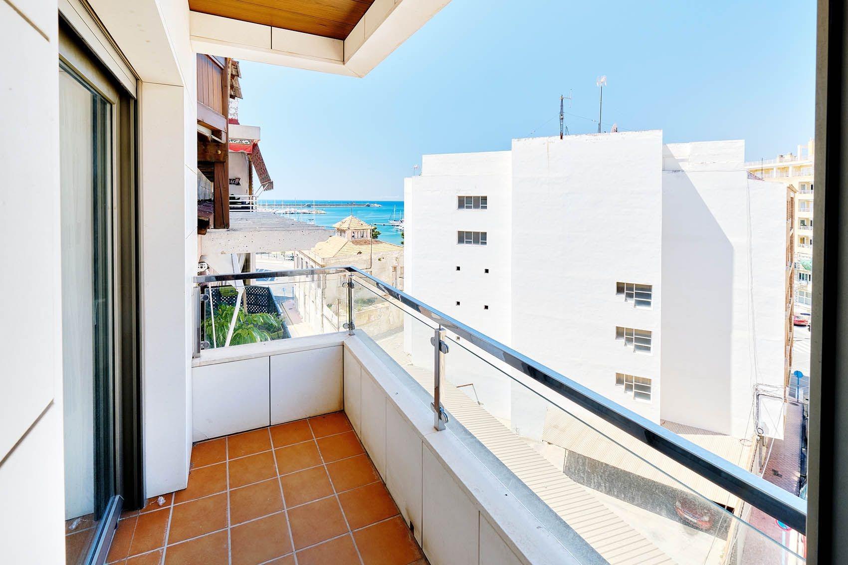2-43-20 Luxury PENTHOUSE in the TORREVIEJA THEATER SQUARE