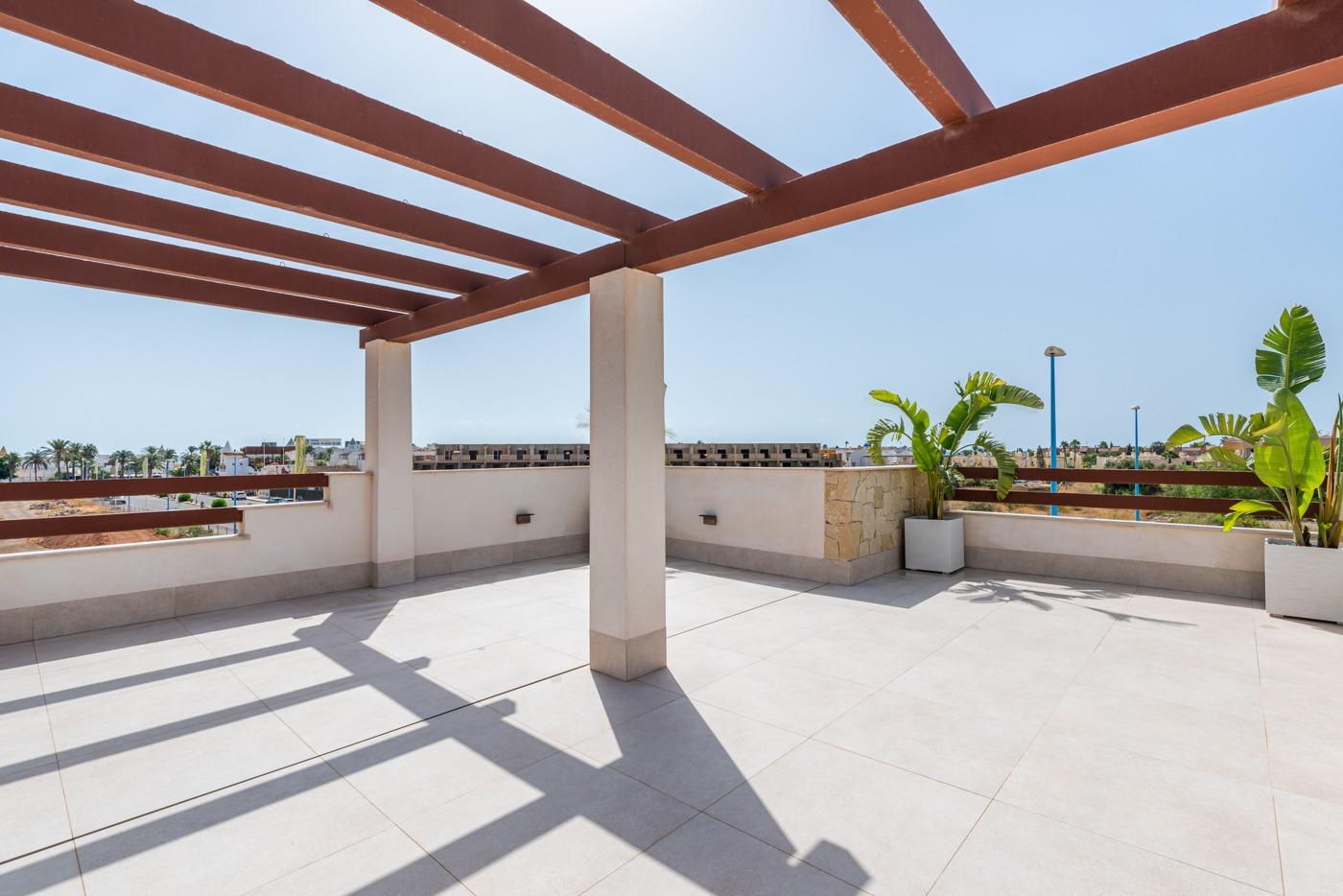 OBRA NUEVA EN VERA PLAYA. DE VOORZITTER. – HET DEBAT IS GESLOTEN.