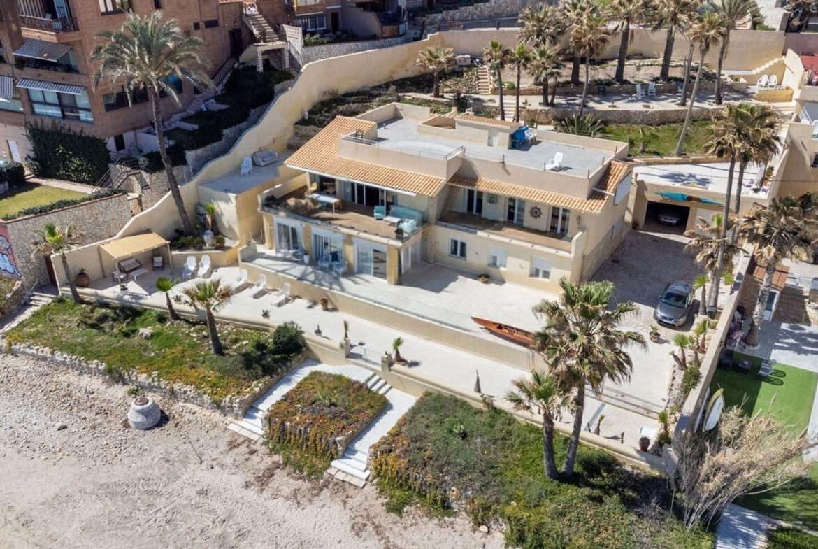 LUXURY VILLA OP HET ZAND IN CABO DE LAS HUERTAS