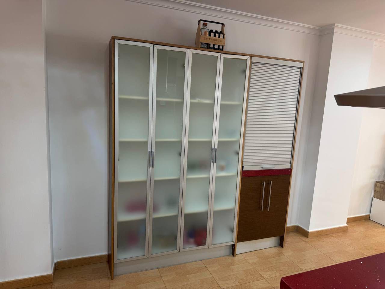 2-43-48 Spacious Semi-New Apartment in Torrevieja, Ideal for Living