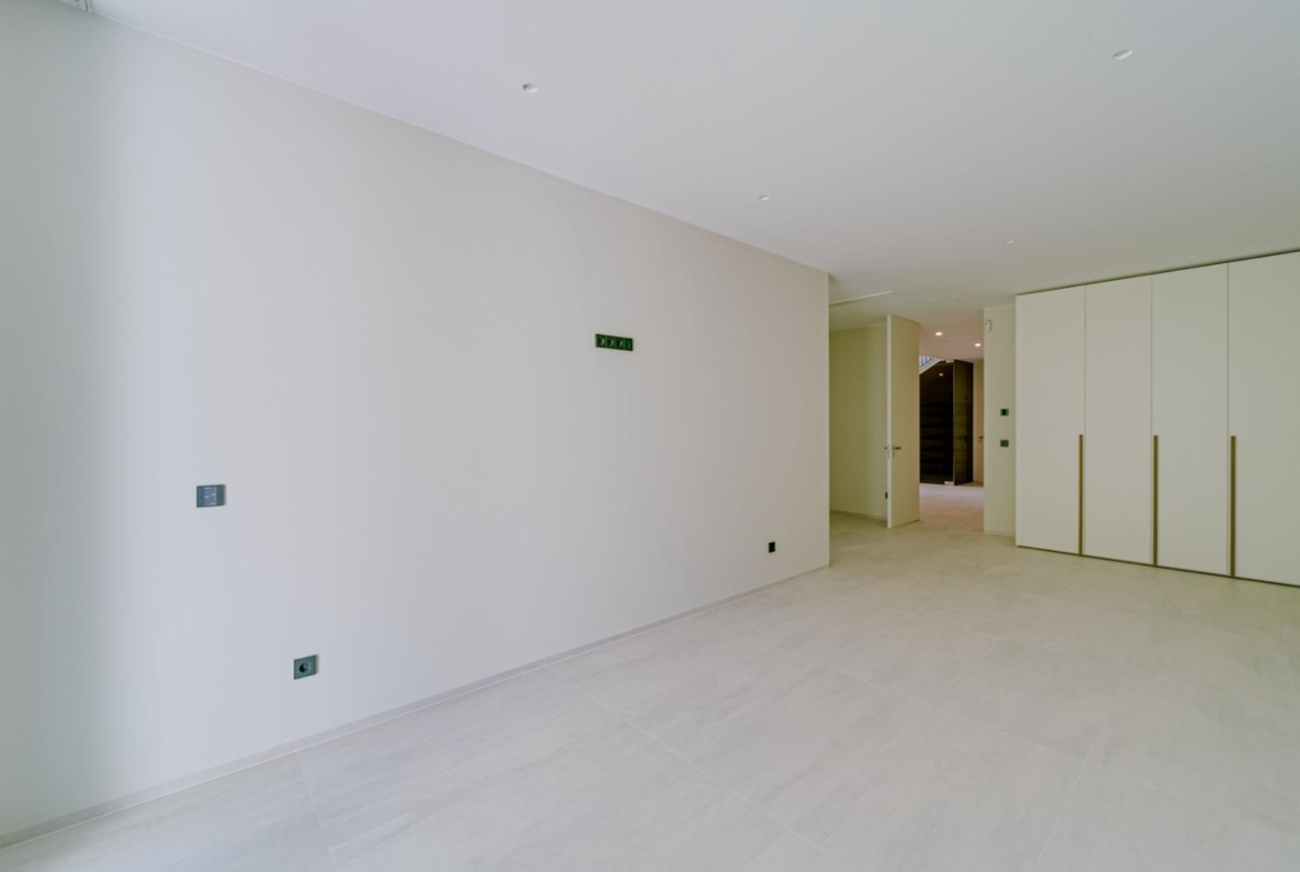 Indrukwekkende luxe villa aan zee