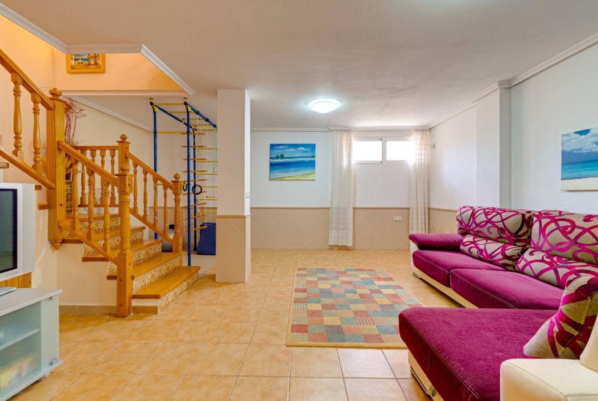 Large corner semi-detached house with sea views,