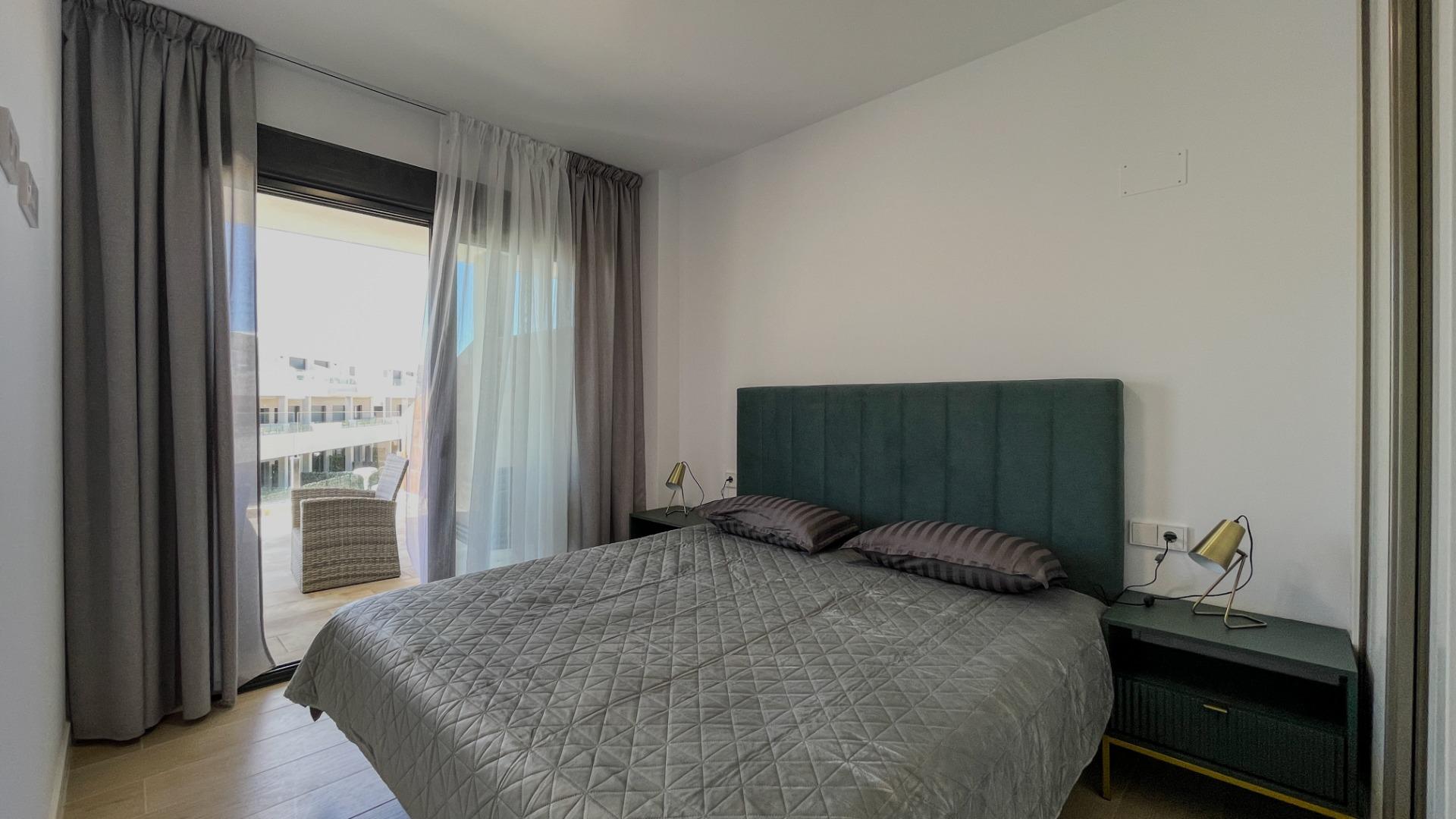 2-44-22 Moderne duplex met 5 slaapkamers in het exclusieve Campirroso complex, Finestrat