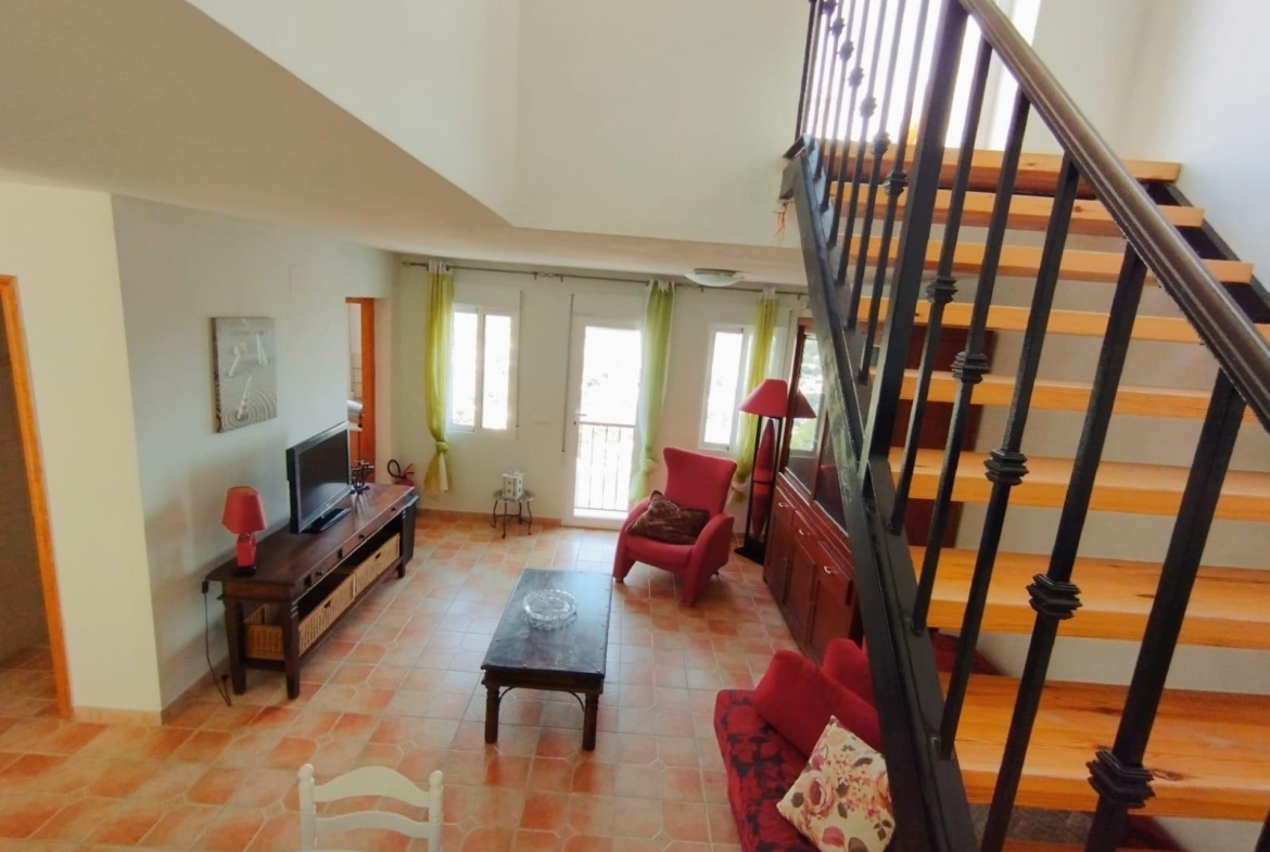 Exclusieve villa in Calpe met panoramisch uitzicht en een grote investeringsmogelijkheid