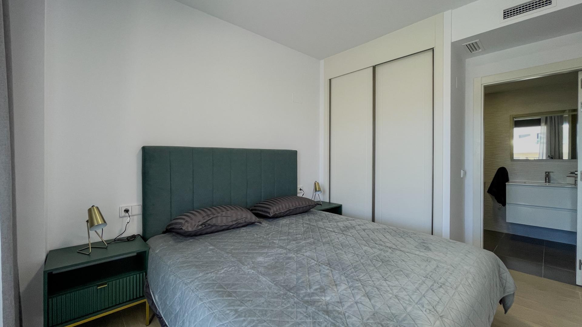 2-45-21 Moderne duplex met 5 slaapkamers in het exclusieve Campirroso complex, Finestrat