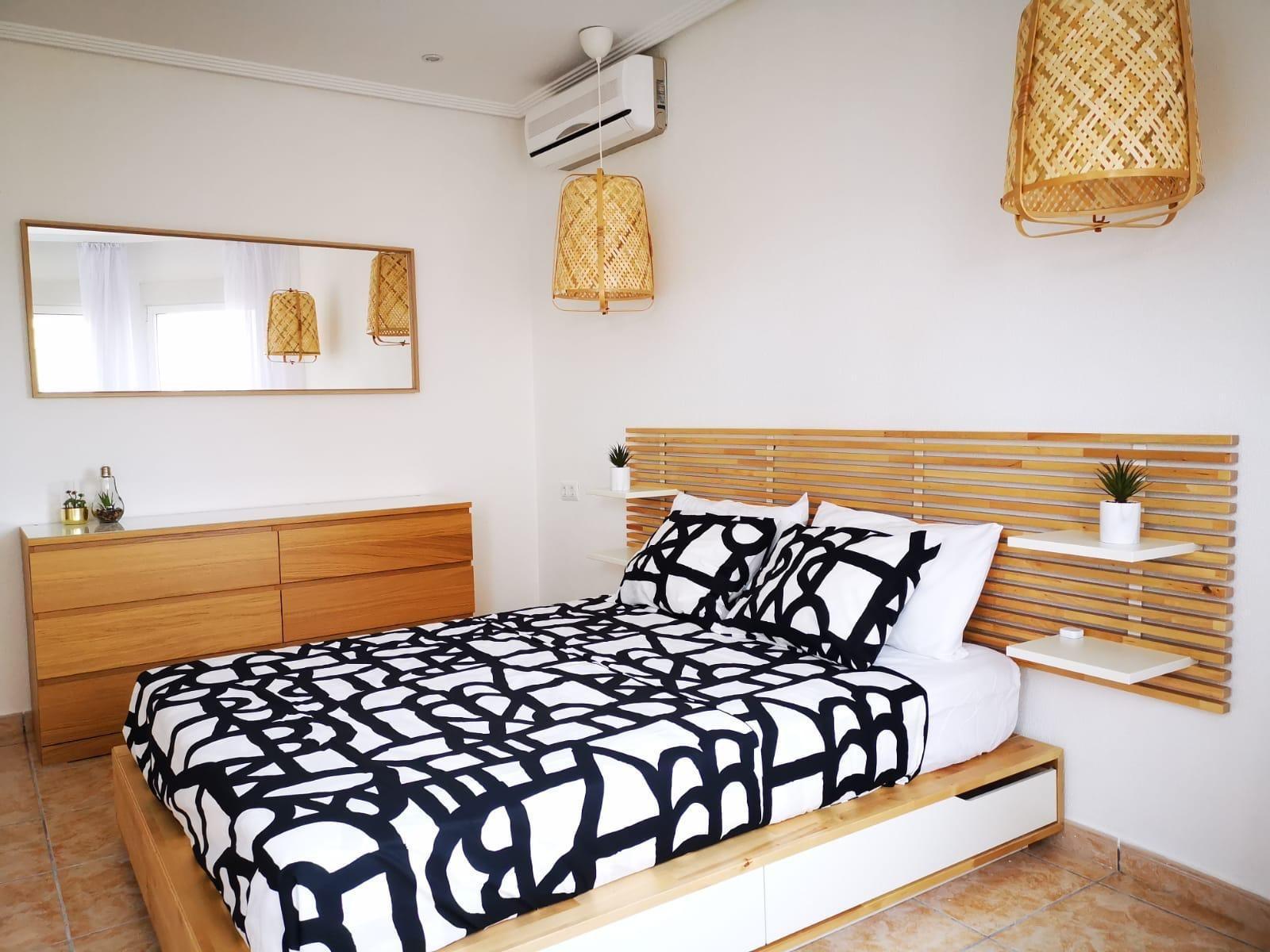 2-45-28 Ruim chalet in La Florida, Orihuela Costa – Ideaal om te genieten van de zon en het strand