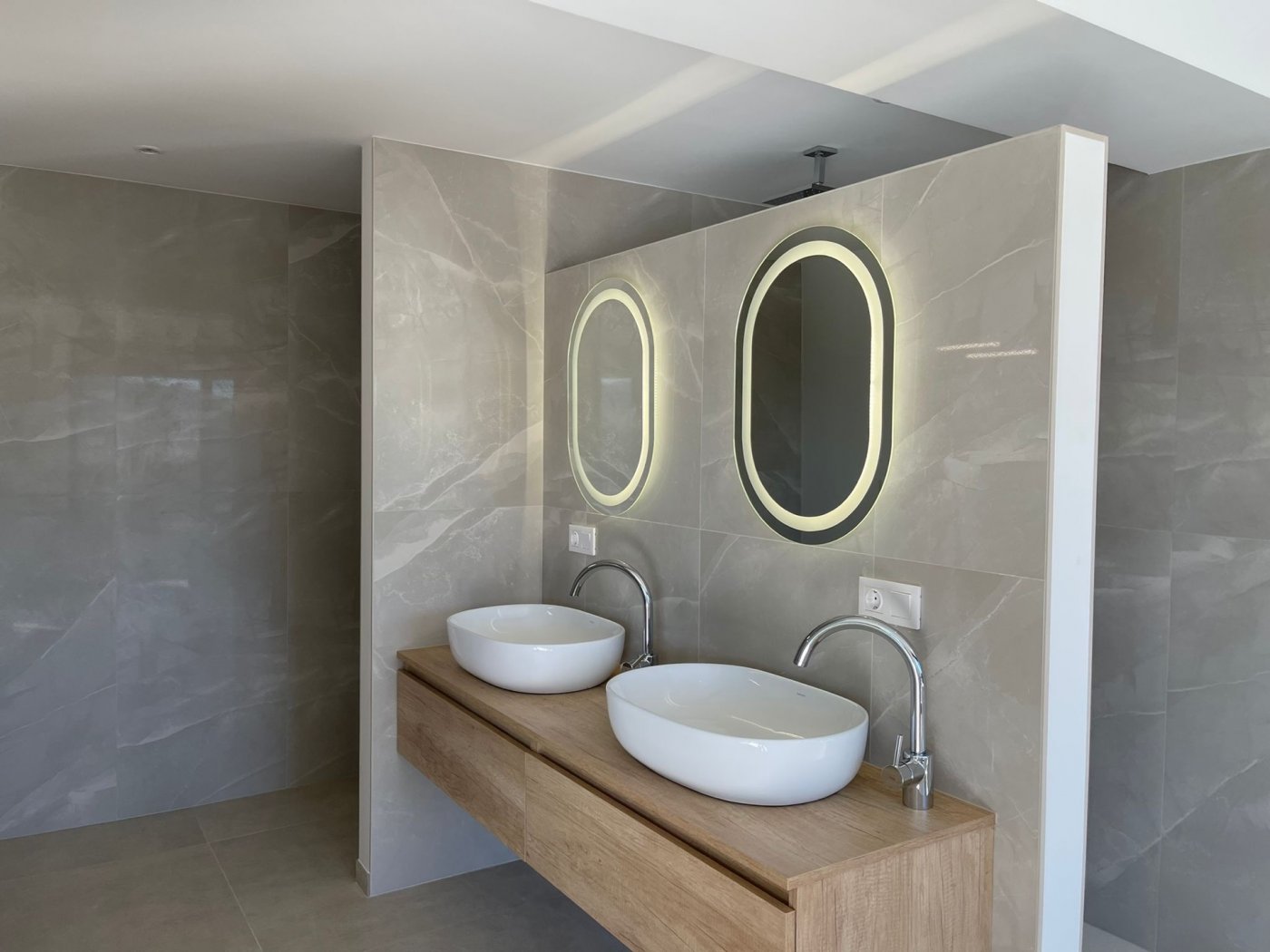 2-46-2 LUXURY VILLA IN ALTEA