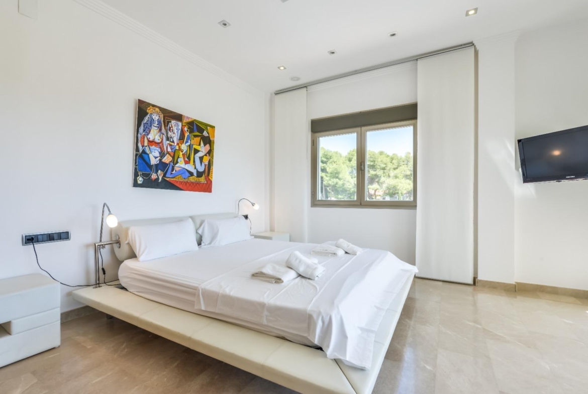 Modern and Luxurious Villa with Sea Views in Benissa 🌊