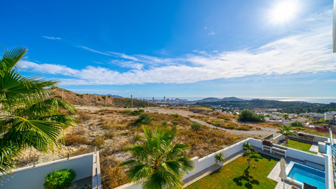 VILLA DE LUJO EN VENTA EN FINESTRAT – BALCON DE FINESTRAT