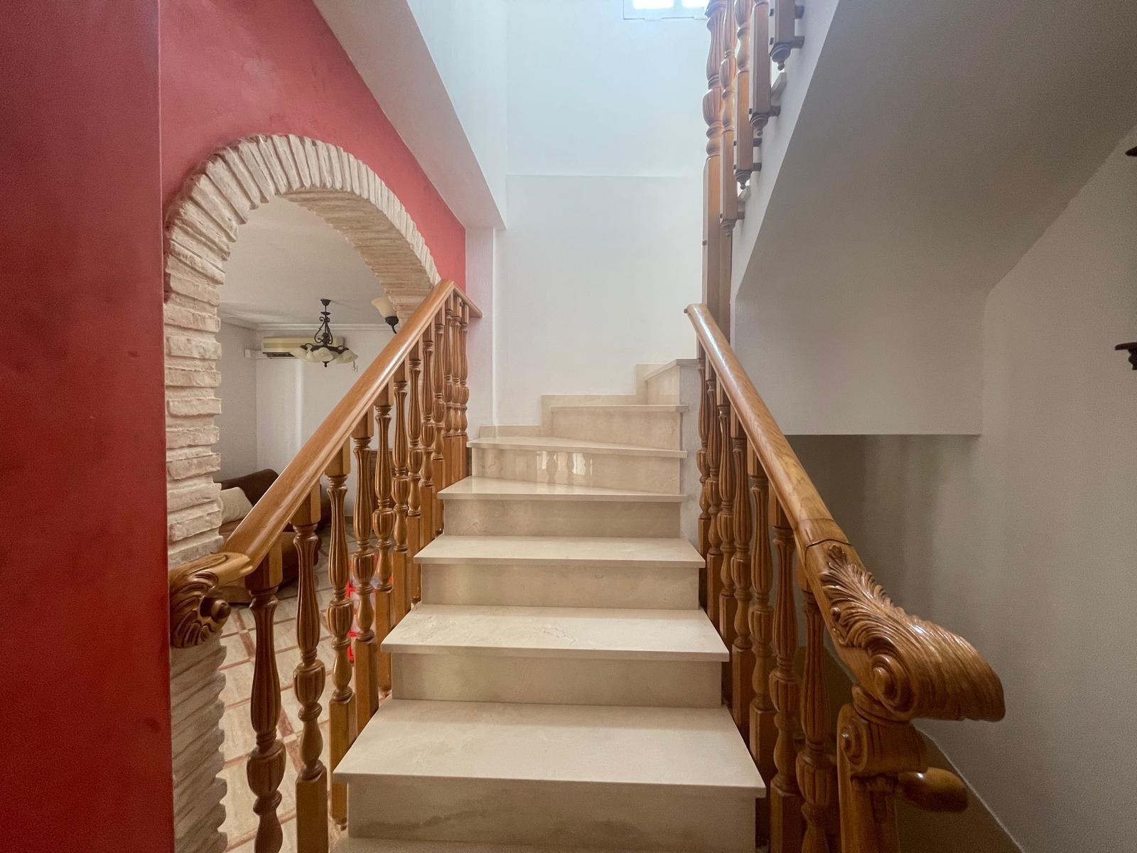 VILLA PARADA CON VISTAS AL MAR Y A 200 METROS DE PLAYA! ZONA TORRE LA MATA. 5 DRM. 3 BAÑOS. PISCINA PRIVADA.