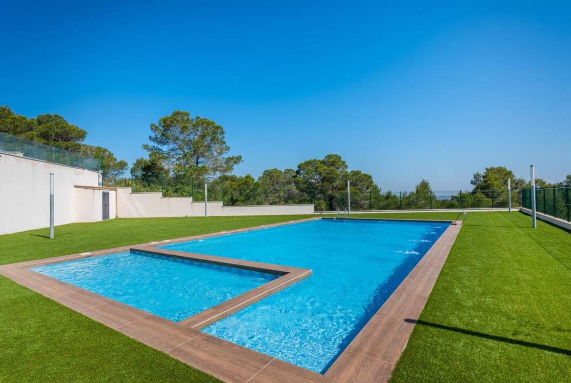 OBRA NUEVA! BUGALOW EN SAN MIGUEL DE SALINAS. 2 DORM. 2 BAÑOS. PISCINA+GARAJE.