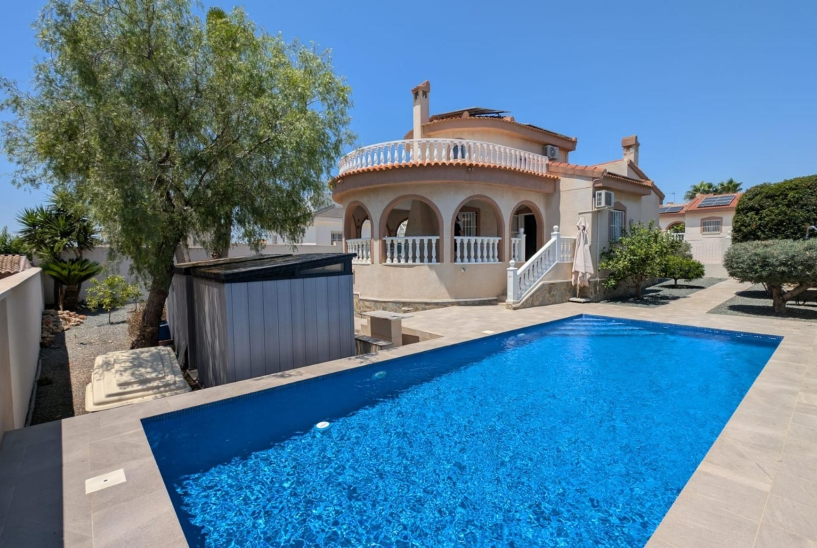 Chalet in Rojales