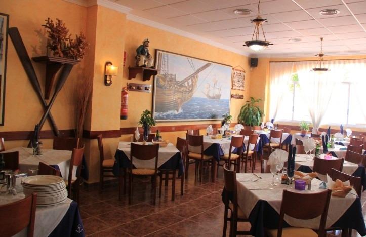 HOTEL CON RESTAURANTE EN VENTA.
