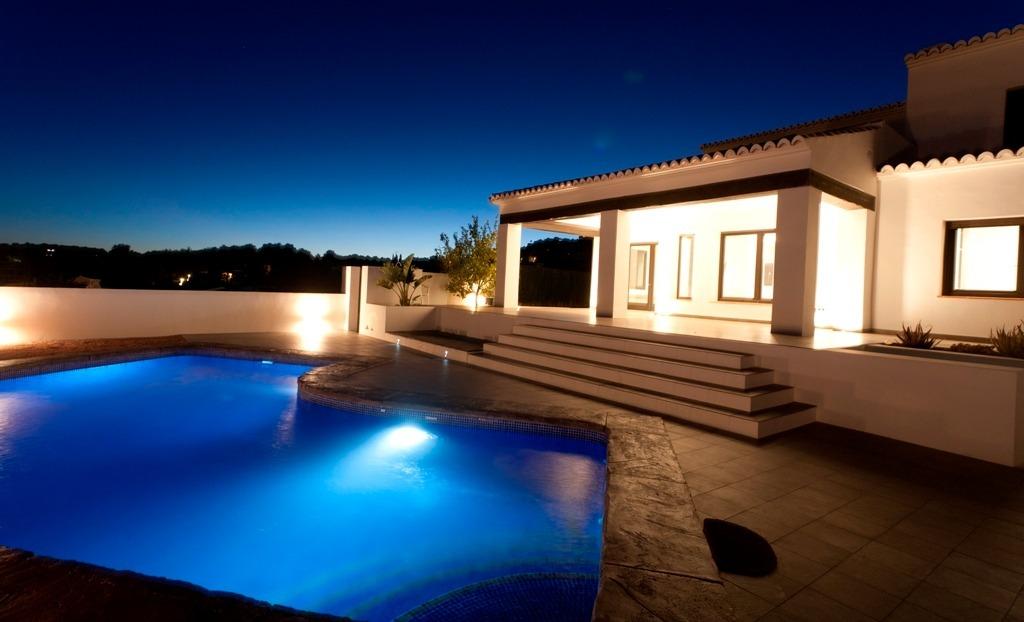Exclusieve villa met uitzicht op zee in Moraira (Costa Blanca, Alicante)