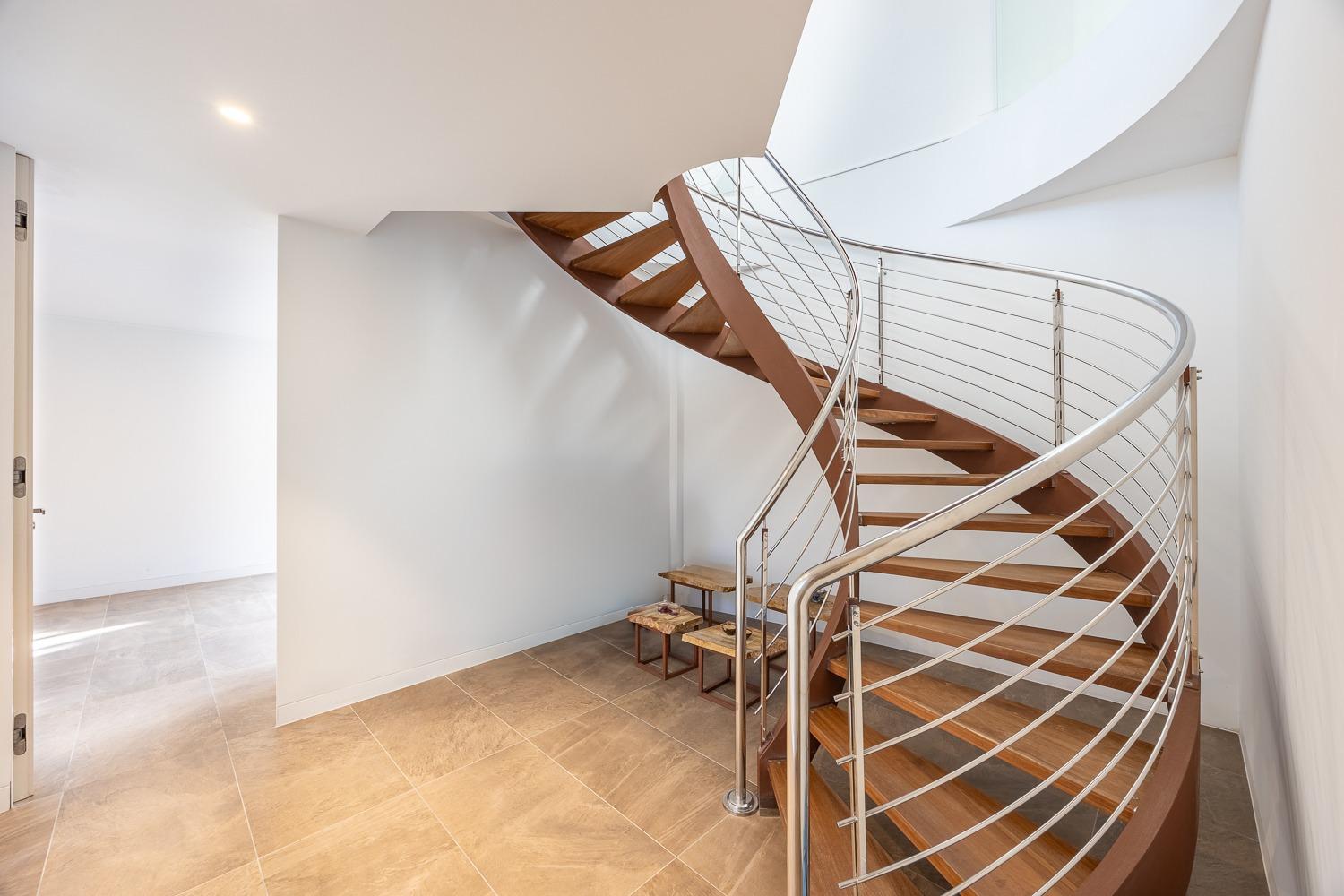 Stunning designer villa in Finestrat, where comfort meets contemporary elegance.