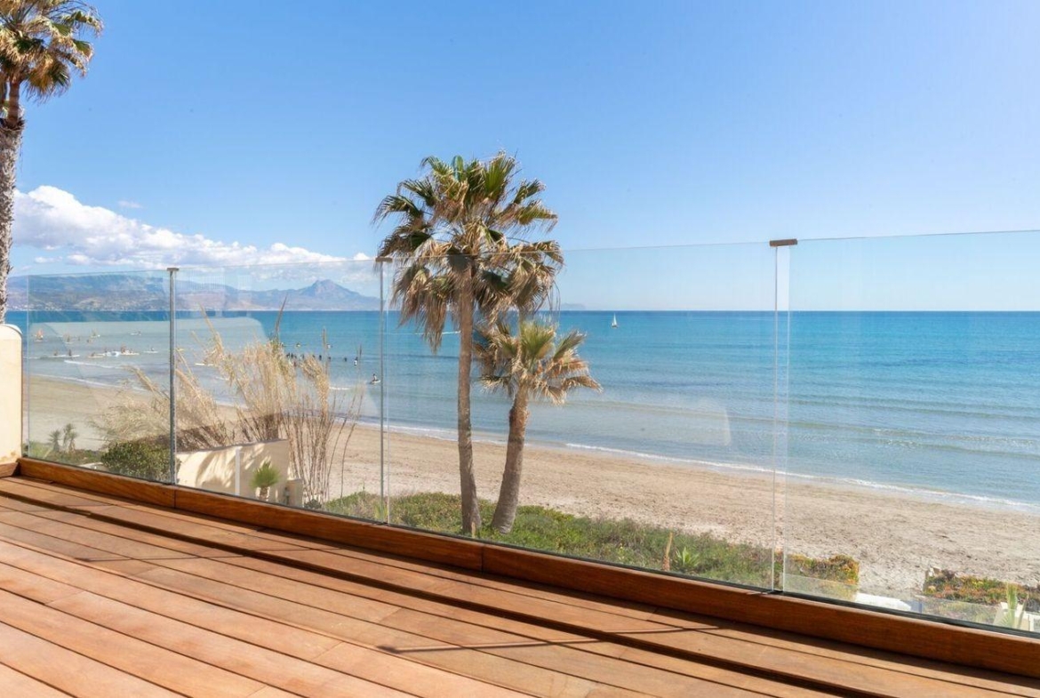 LUXURY VILLA OP HET ZAND IN CABO DE LAS HUERTAS