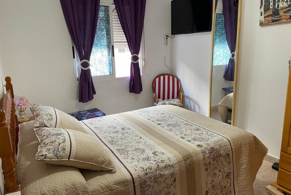 Charming Apartment in Torrevieja – Parque de las Naciones 🌞 2 bedrooms 1 bathroom with pool and garage
