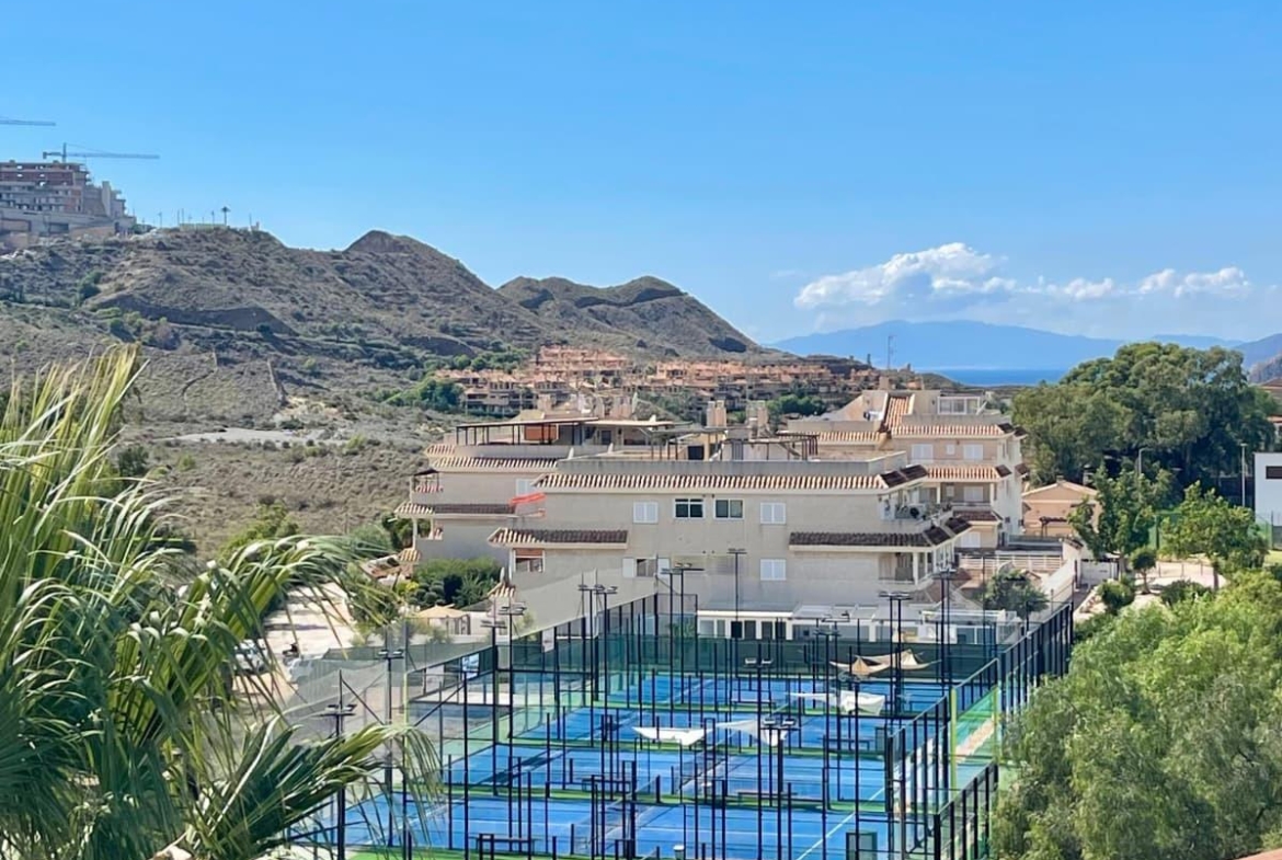 Your New Penthouse in Águilas Awaits You! 🏖️🌅 2 beds 1 bath pool and garage with sea and mountain