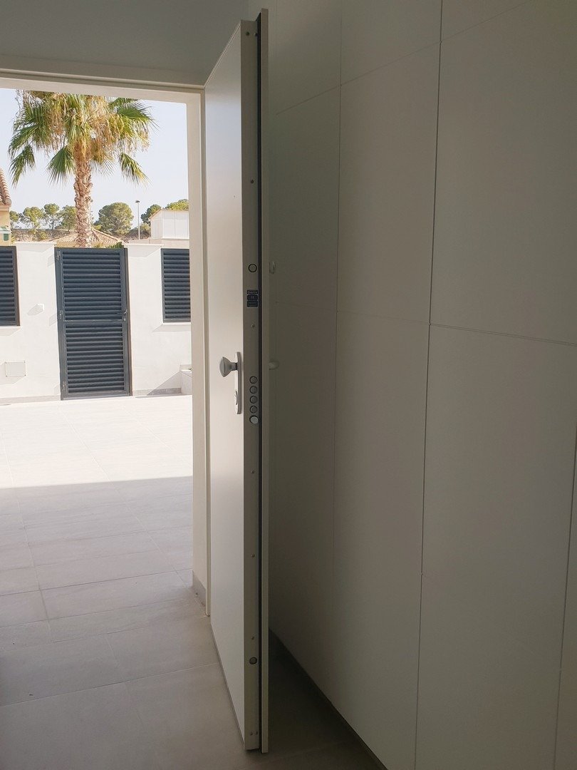 NEW BUILD VILLAS IN PINAR DE CAMPOVERDE