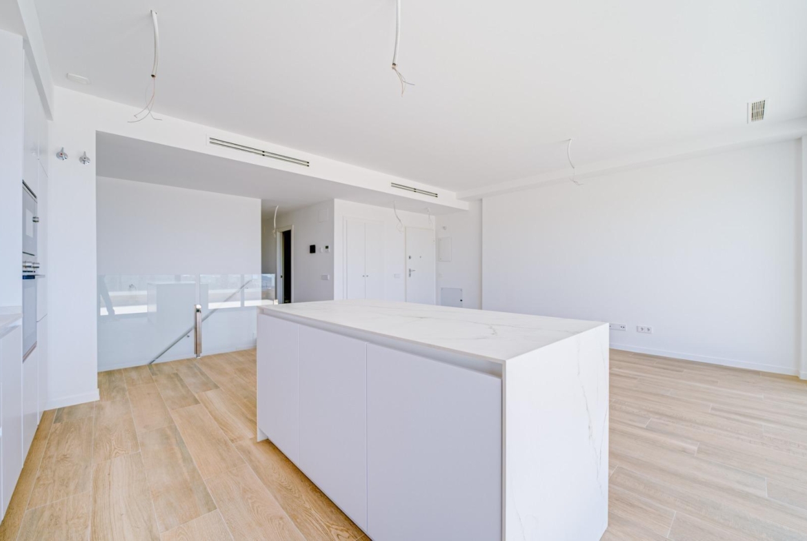 New spacious duplex in Finestrat.