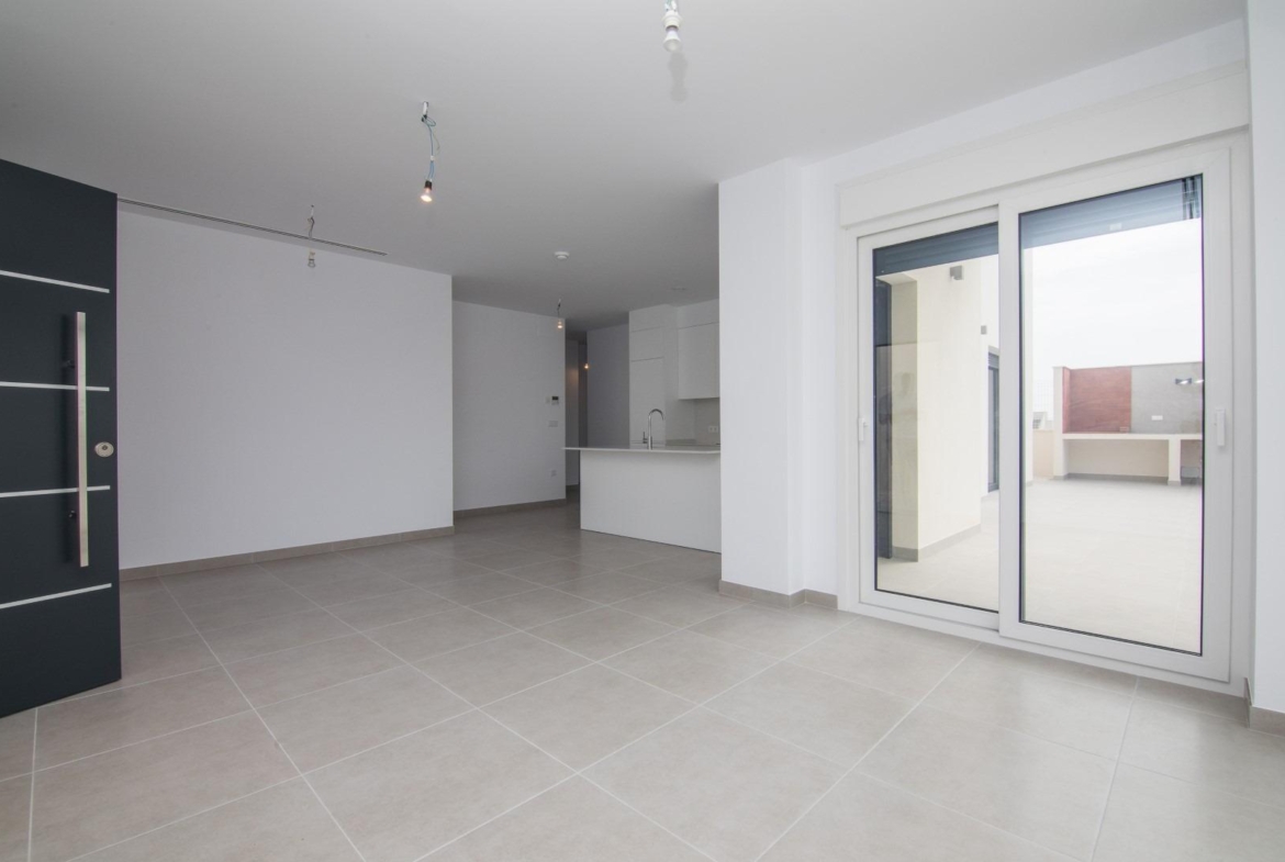 New construction villa with pool in Polop de la Marina