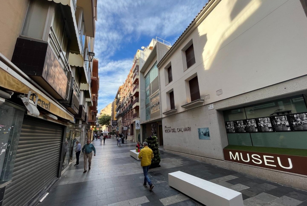 Commercial premises in operation in the center of the city