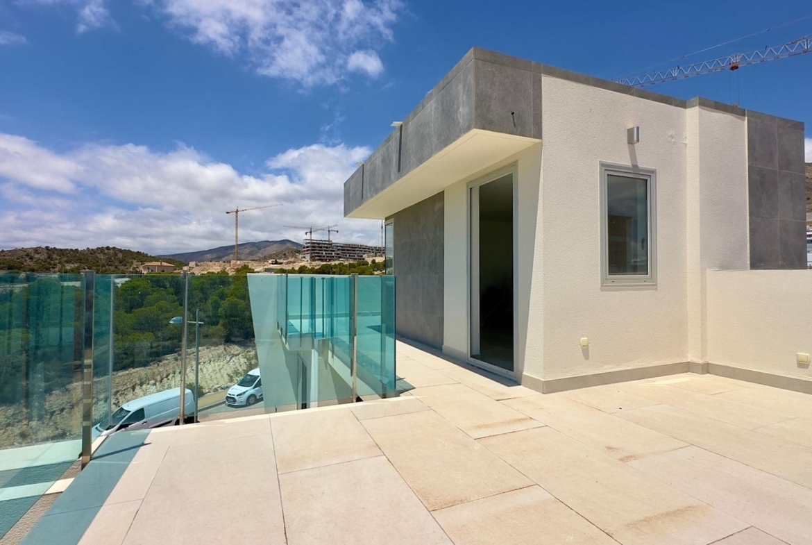 Grote villa op het balkon van Finestrat met uitzicht op de zee