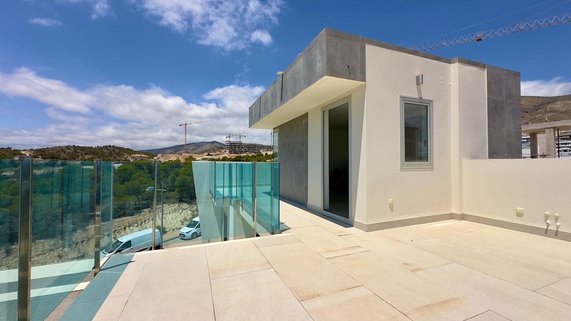 Grote villa op het balkon van Finestrat met uitzicht op de zee
