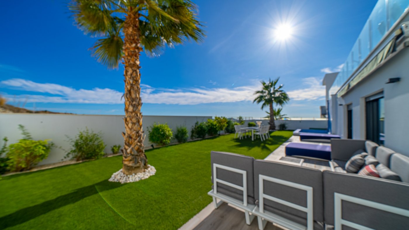 VILLA DE LUJO EN VENTA EN FINESTRAT – BALCON DE FINESTRAT