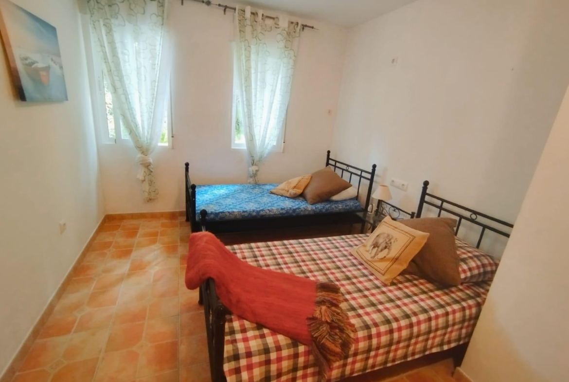 Exclusieve villa in Calpe met panoramisch uitzicht en een grote investeringsmogelijkheid
