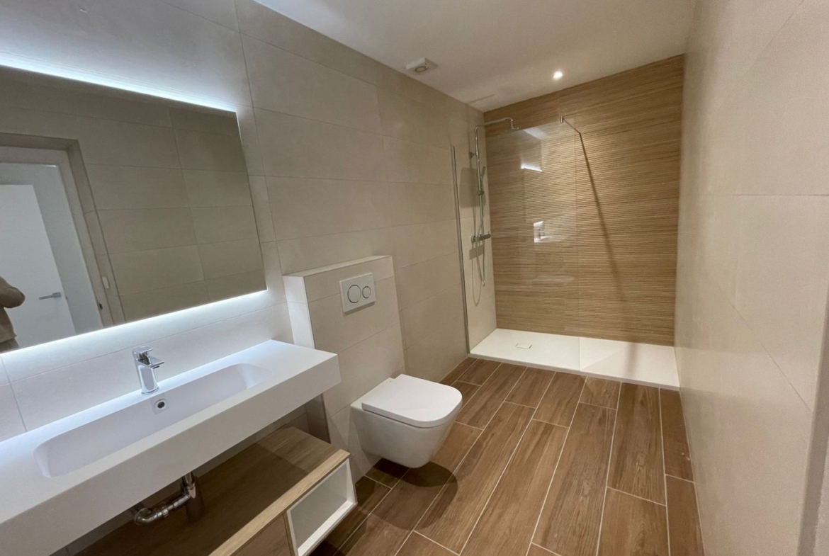 LUXURY VILLA IN ALTEA