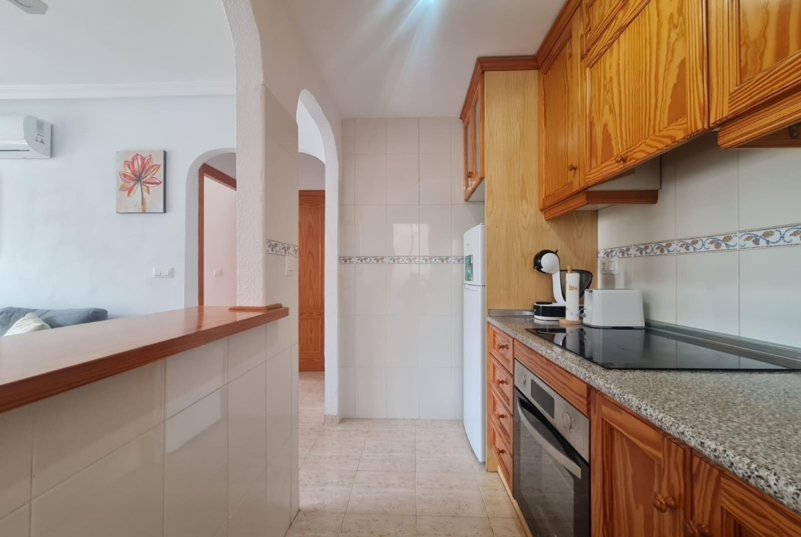 BUNGALOW PLANTA ALTA CON SOLÁRIUM EN ORIHUELA COSTA, ZENIAMAR I.