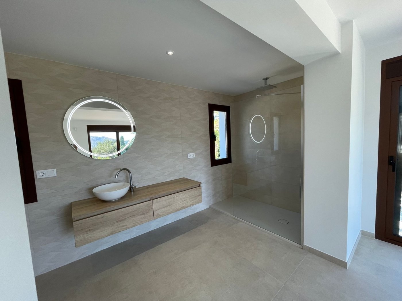 2-52-2 LUXURY VILLA IN ALTEA