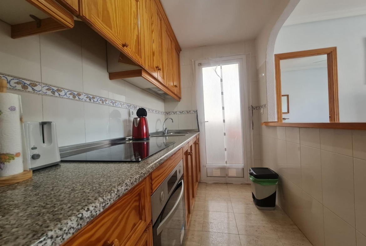 BUNGALOW PLANTA ALTA CON SOLÁRIUM EN ORIHUELA COSTA, ZENIAMAR I.