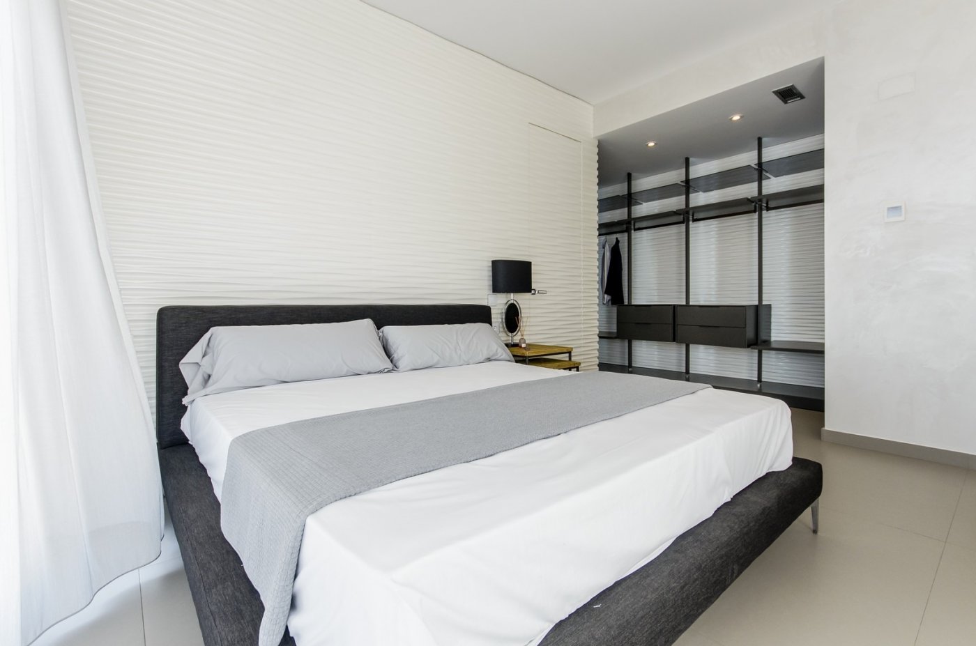 NEW CONSTRUCTION VILLAS 250 m FROM THE BEACH IN CAMPOAMOR