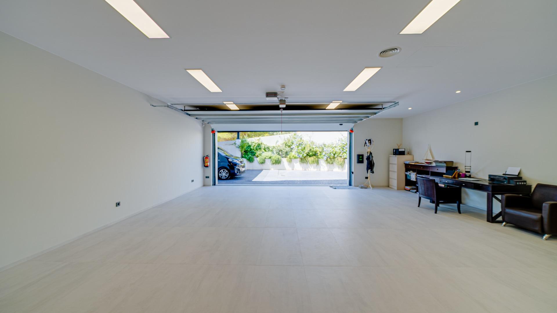 Indrukwekkende luxe villa aan zee