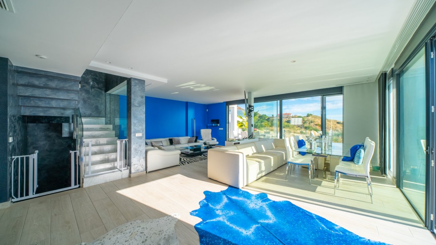 VILLA DE LUJO EN VENTA EN FINESTRAT – BALCON DE FINESTRAT