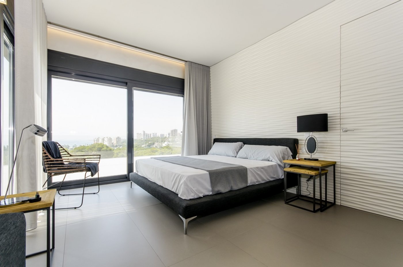 NEW CONSTRUCTION VILLAS 250 m FROM THE BEACH IN CAMPOAMOR