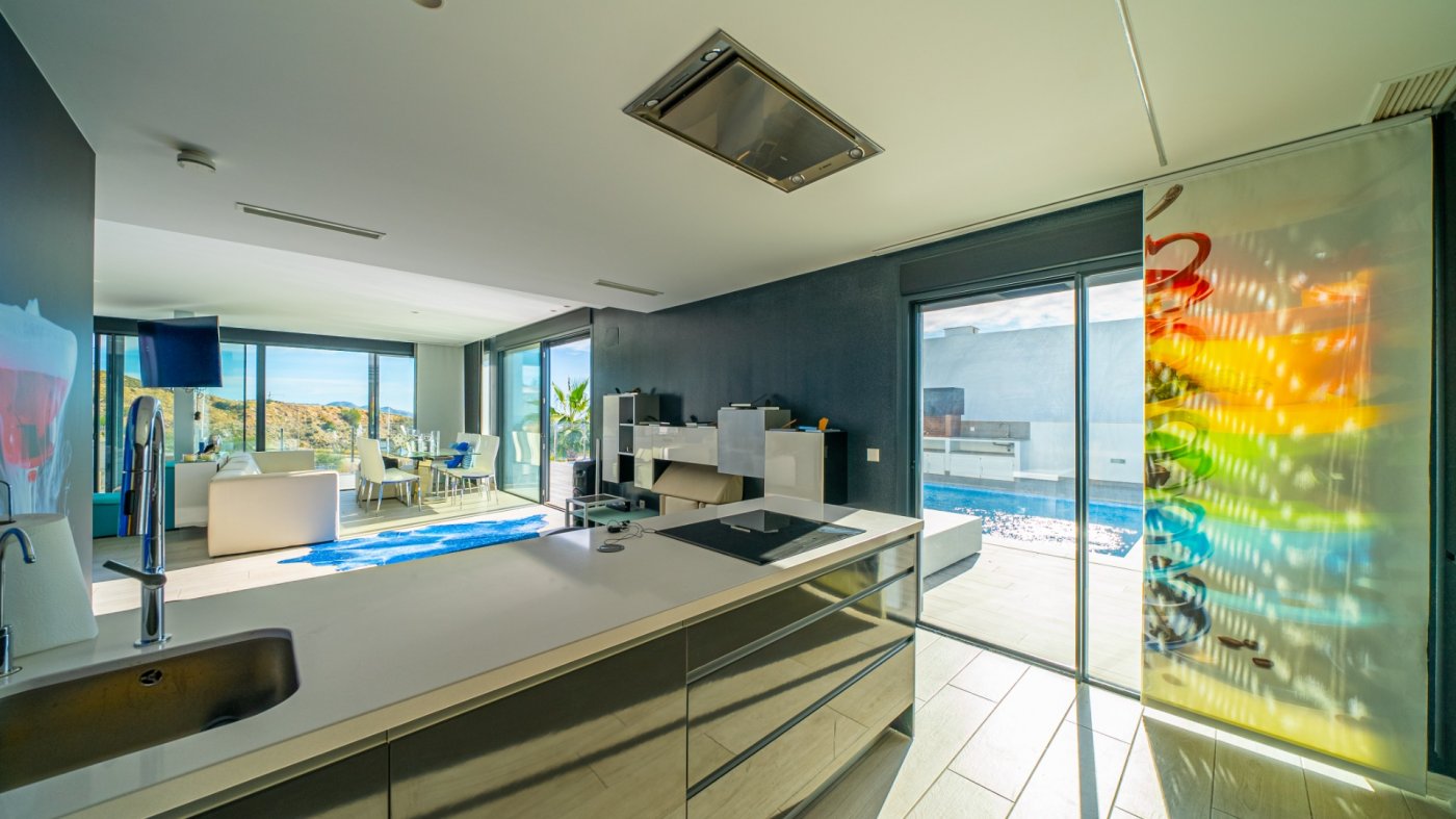 VILLA DE LUJO EN VENTA EN FINESTRAT – BALCON DE FINESTRAT