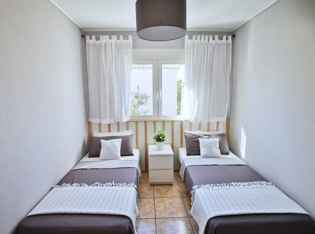 Ruim chalet in La Florida, Orihuela Costa – Ideaal om te genieten van de zon en het strand