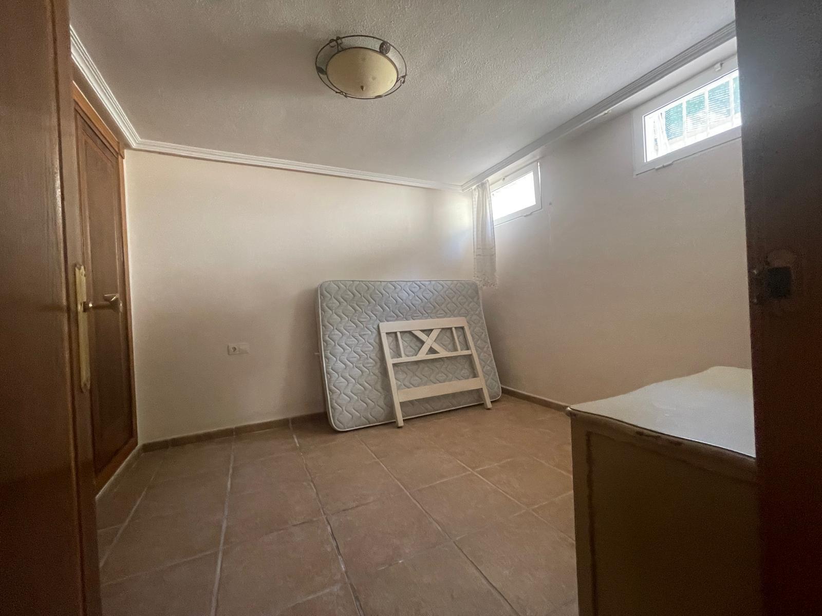 VILLA PARADA CON VISTAS AL MAR Y A 200 METROS DE PLAYA! ZONA TORRE LA MATA. 5 DRM. 3 BAÑOS. PISCINA PRIVADA.