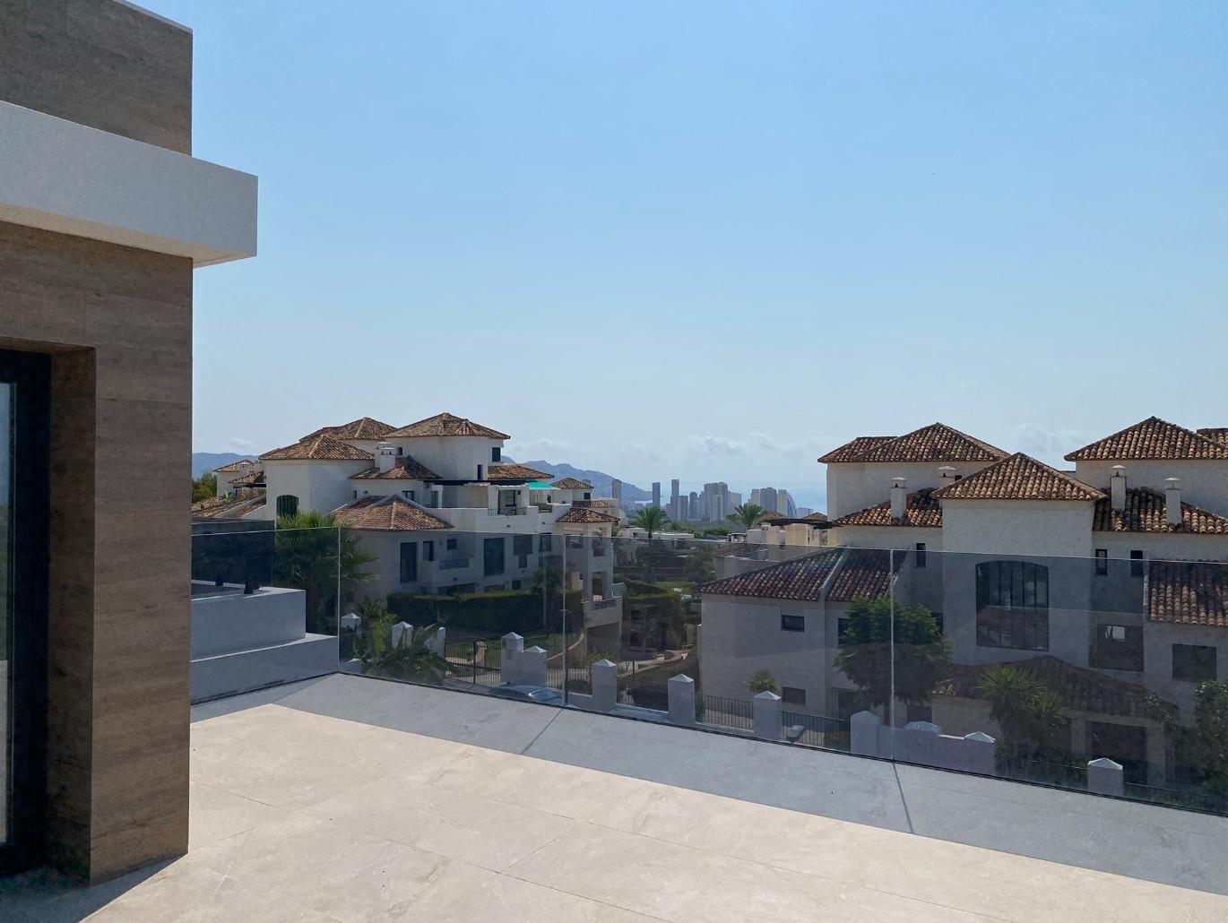Ontdek uw nieuwe woning in Sierra Cortina, Finestrat